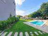 garden wit pool